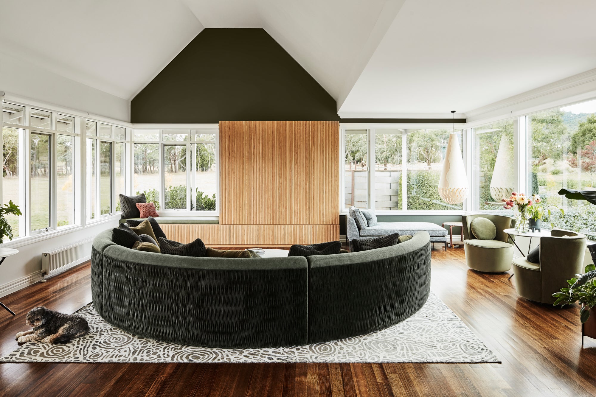 Flow Circular Sofa - Zuster Furniture