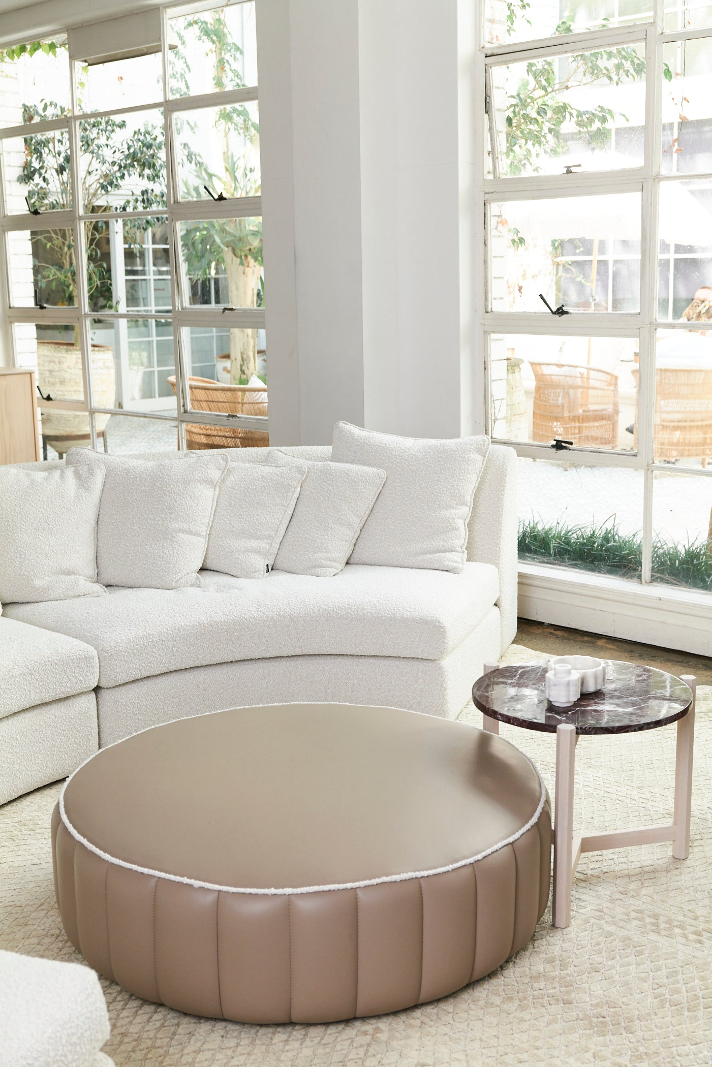 Flow Circular Sofa with Ottoman - Zuster Furniture