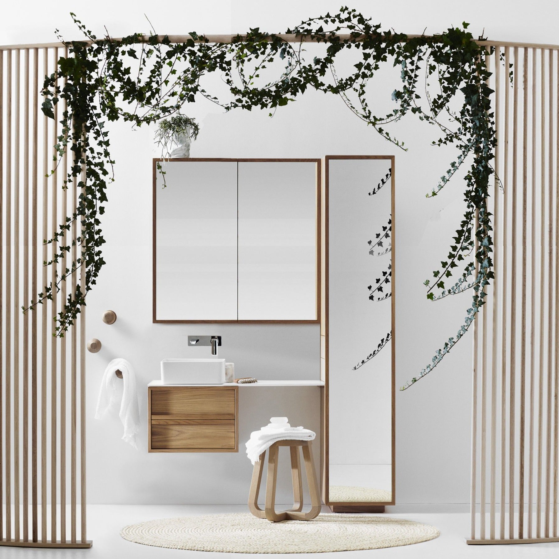 ISSY Z8 Butterfly Vanity Unit 4 Drawers Extended Top LHS/ RHS 1500 - Zuster Furniture