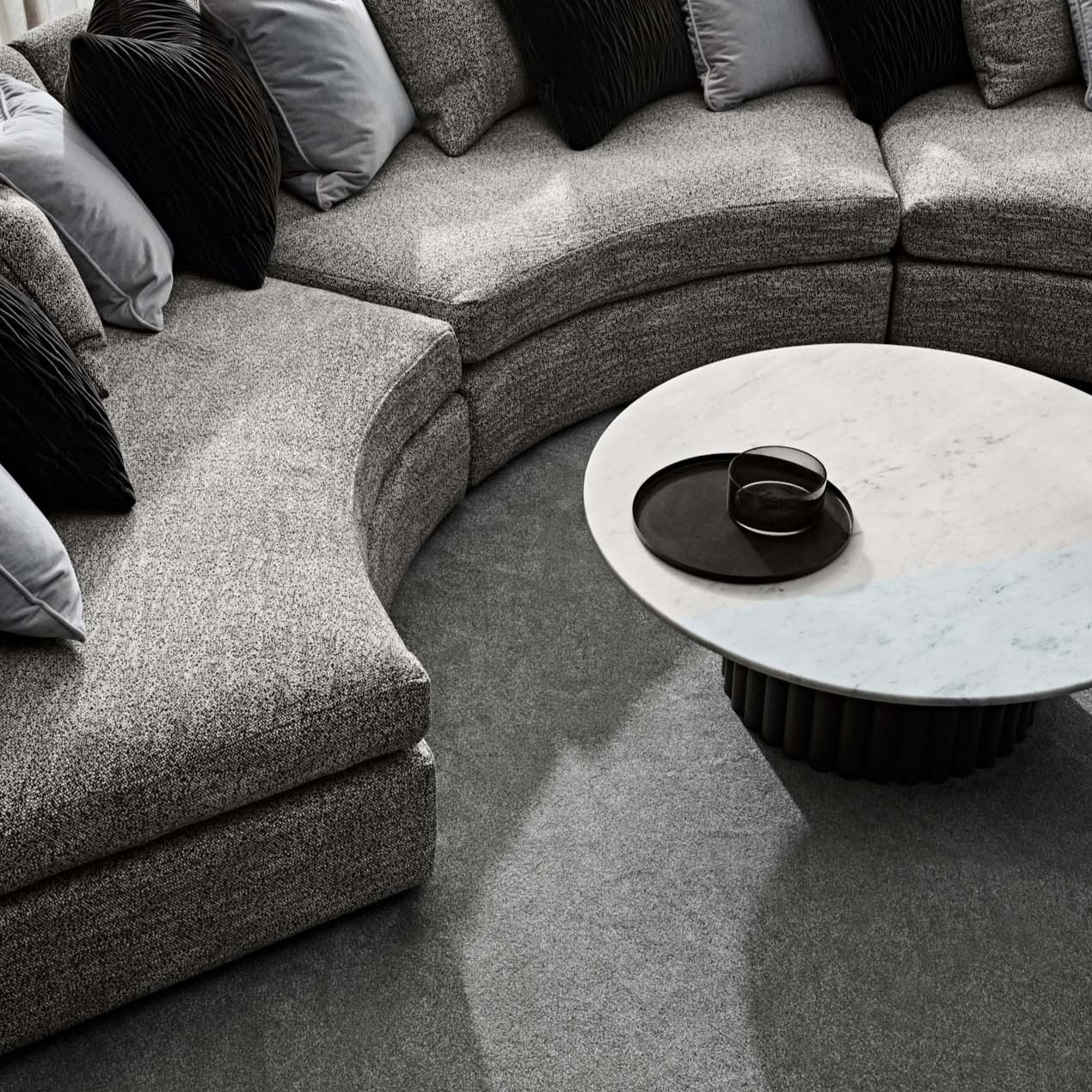 Flow Circular Sofa - Zuster Furniture