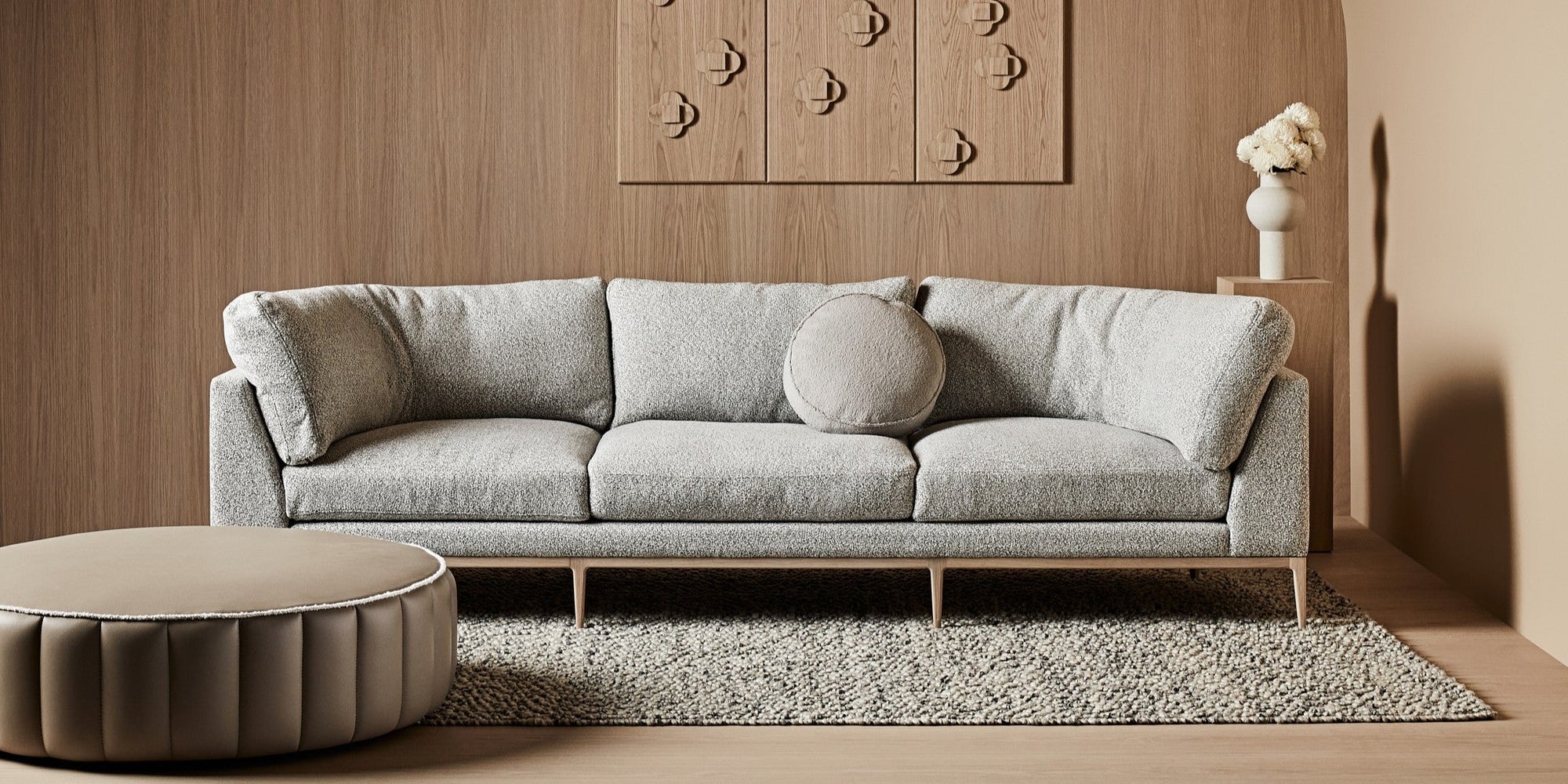 Sofas, Armchairs & Ottomans