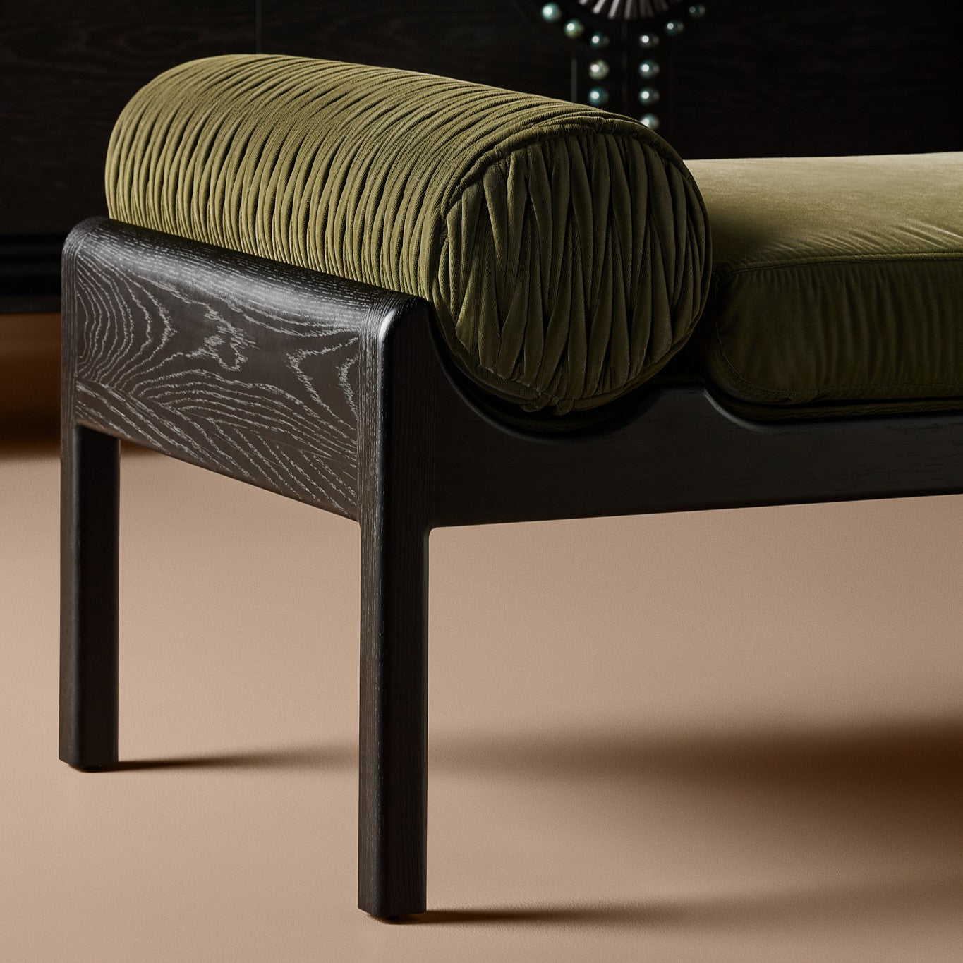 Tulip Scoop Ottoman
