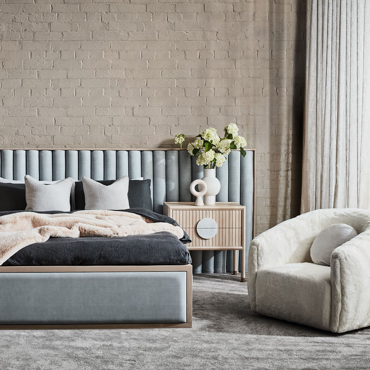 Cloud Scalloped Extended Bed