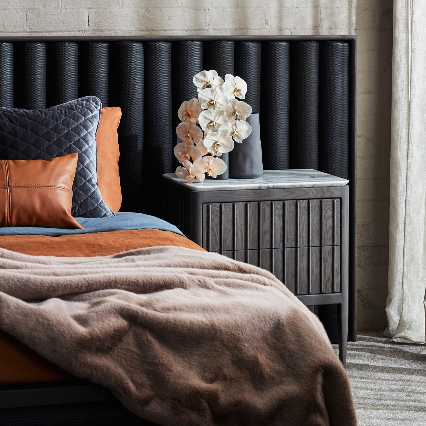 Cloud Scalloped Extended Bed