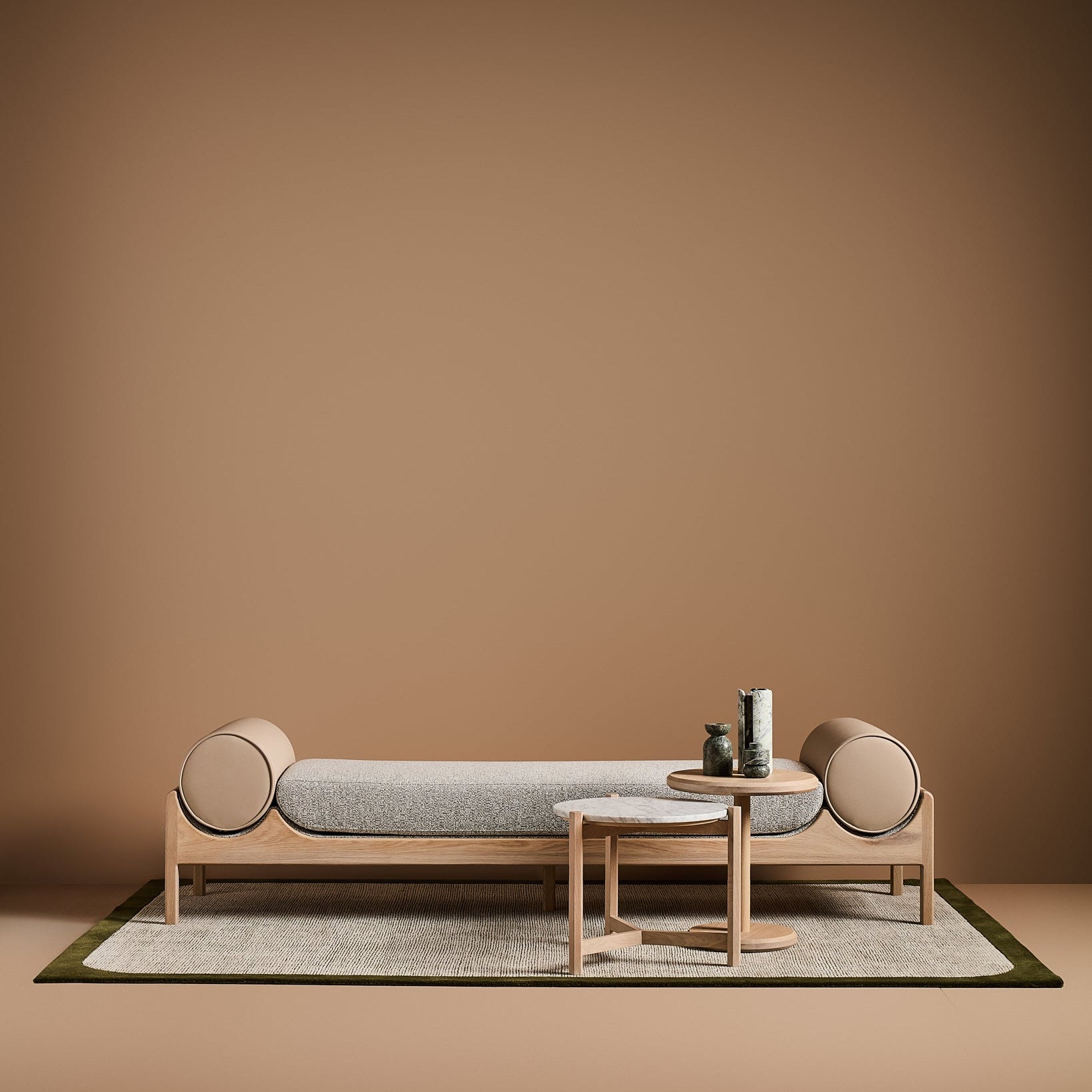 Tulip Grande Ottoman