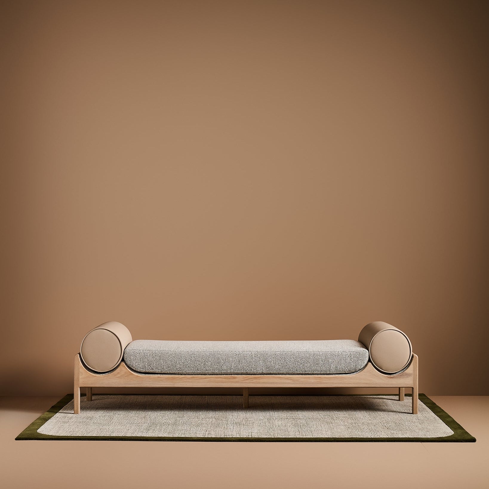 Tulip Grande Ottoman