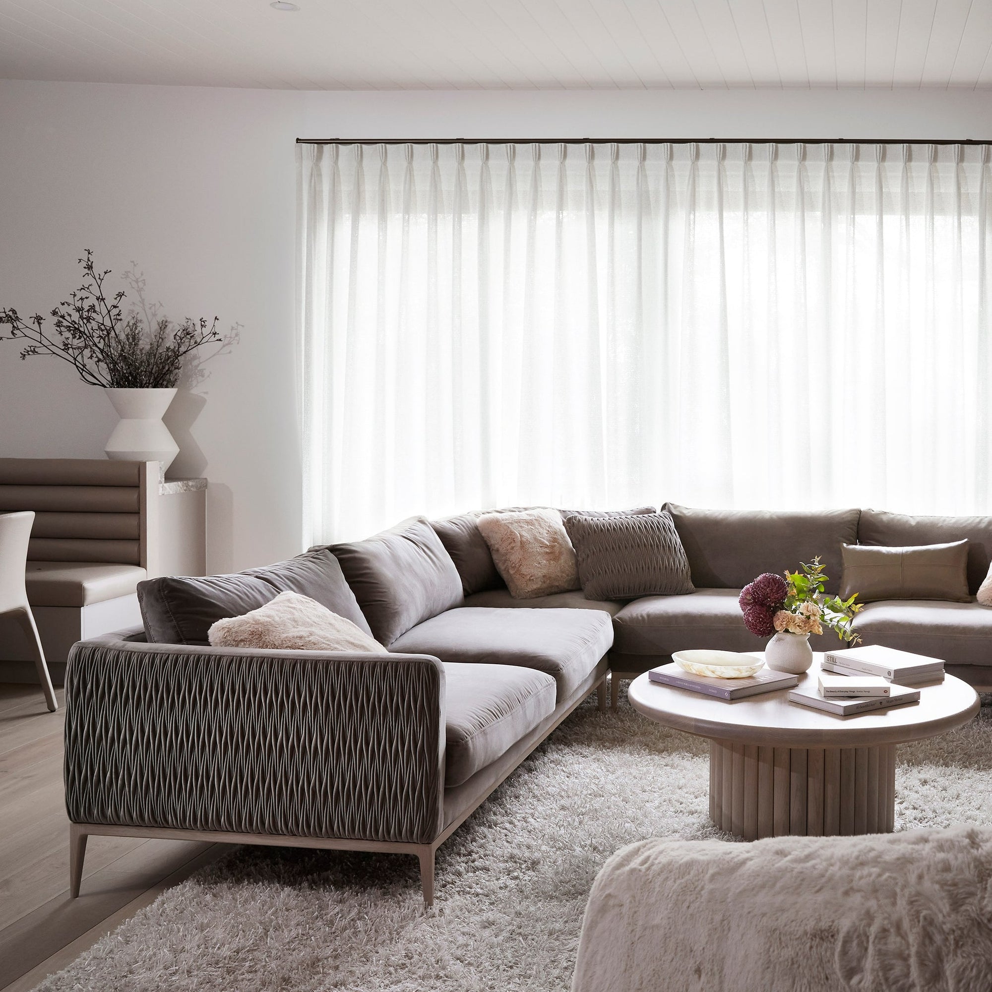 Sabrina Curved Modular Sofa - Zuster Furniture