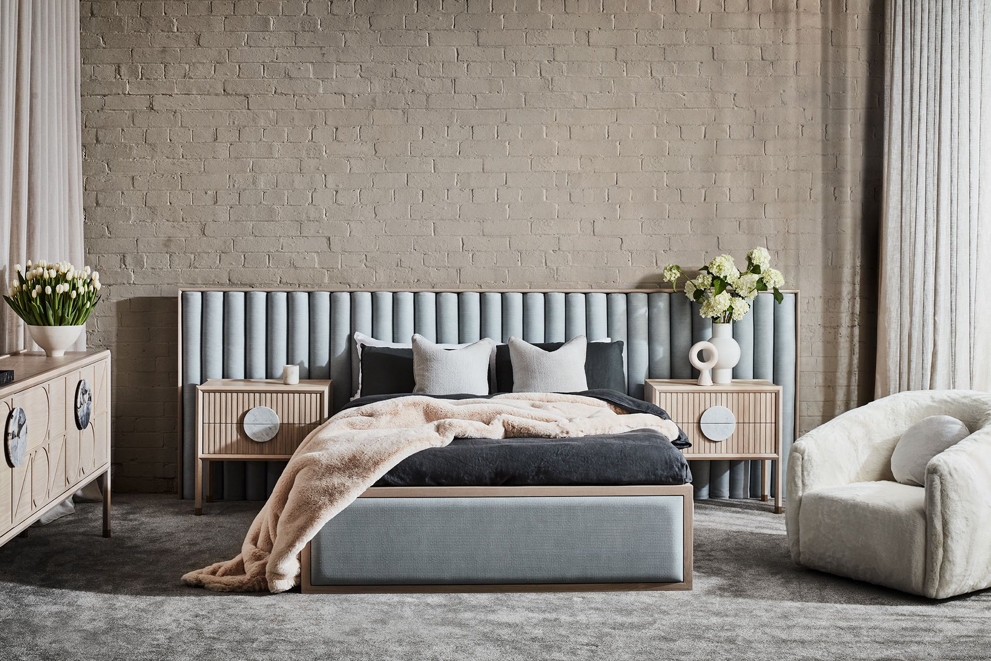 Cloud Scalloped Extended Bed - Zuster Furniture