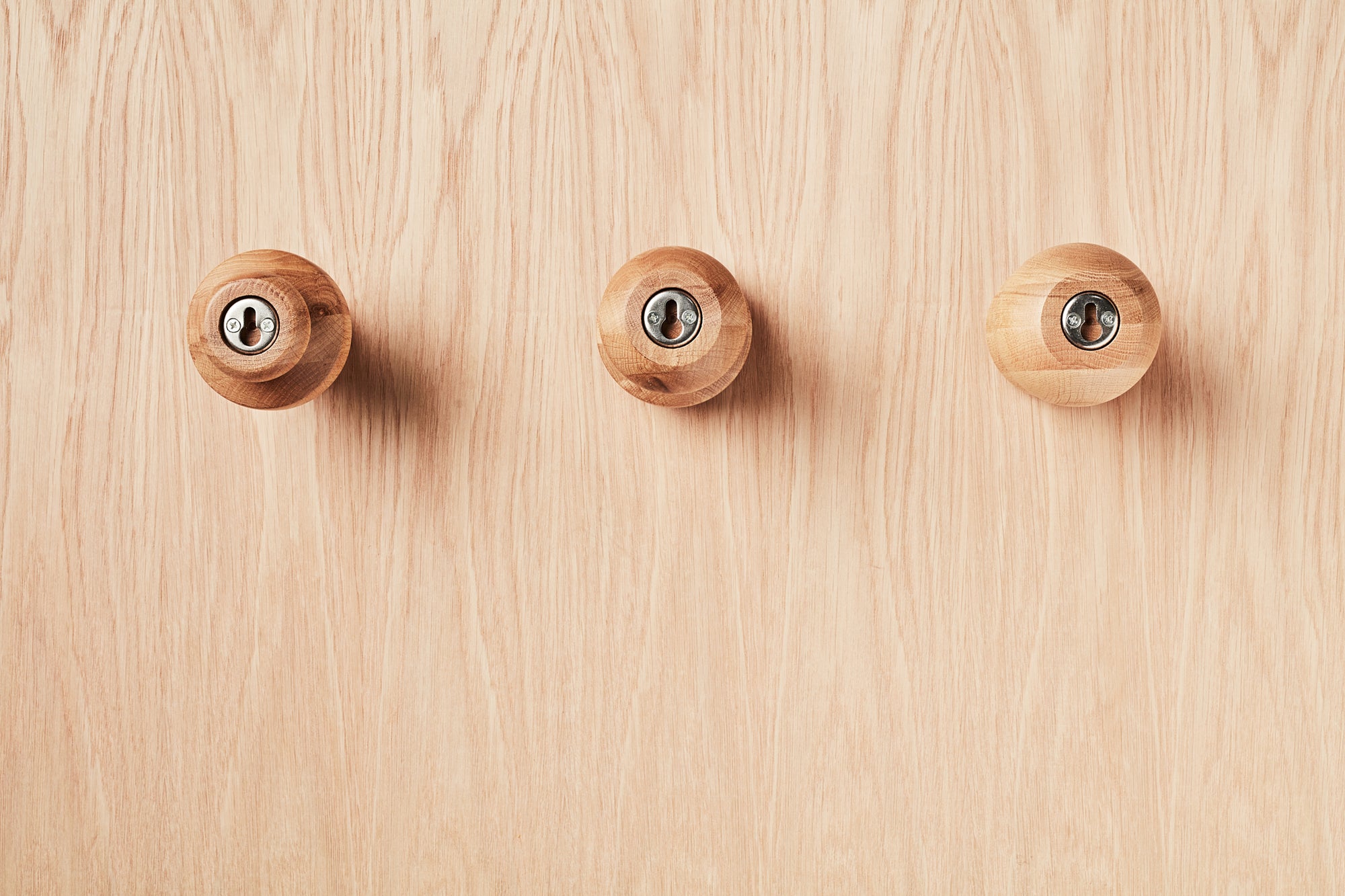 Zuster Woodturned Wall Hooks - Set of Three - American Oak - Zuster Furniture